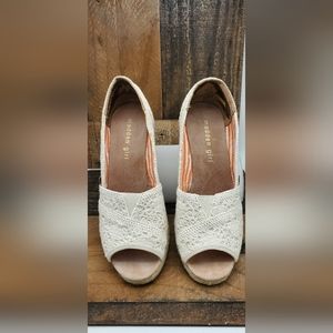 Madden girl tackle natural espadrille sz 7